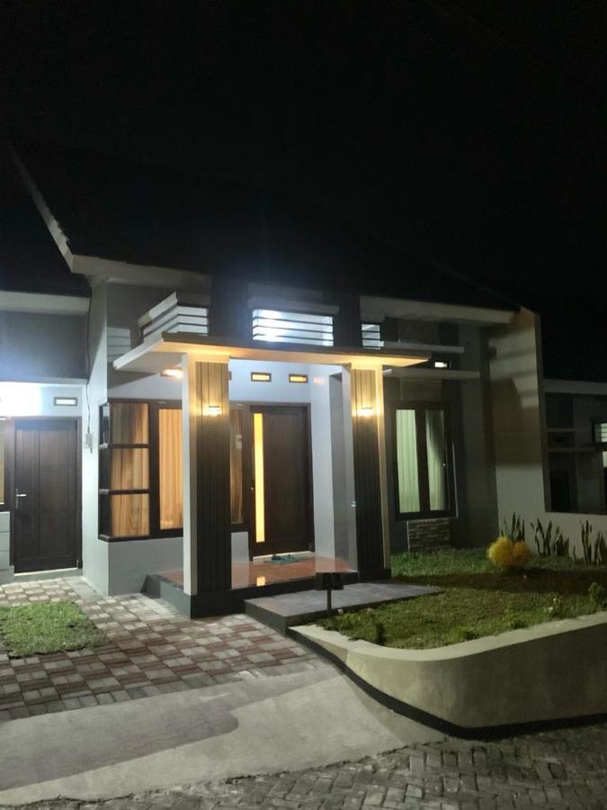 Guest House / Homestay Bukit Mutiara Residence Ngingas Ngoại thất bức ảnh